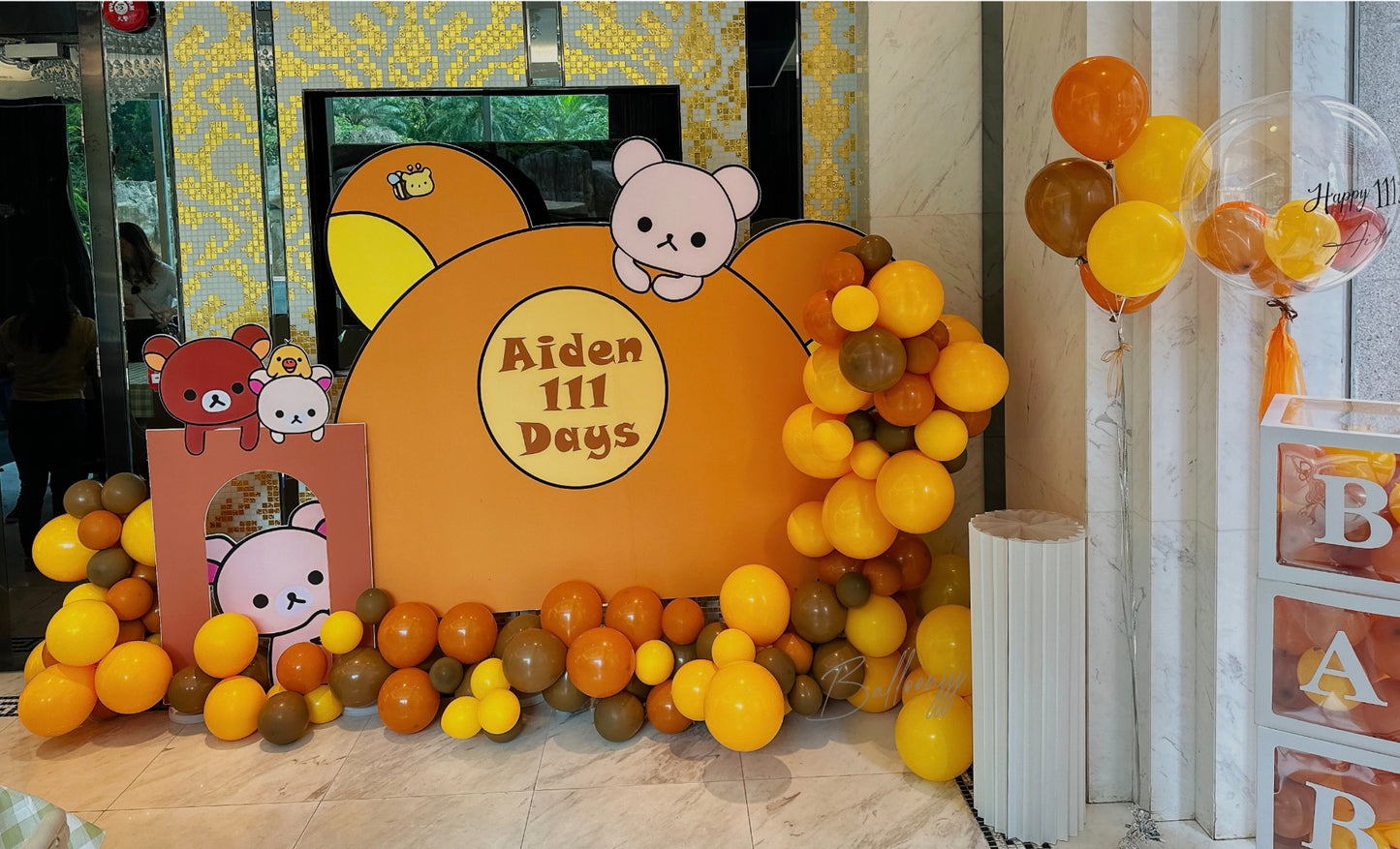 鬆弛熊氣球百日宴佈置100 Days Balloon Deco