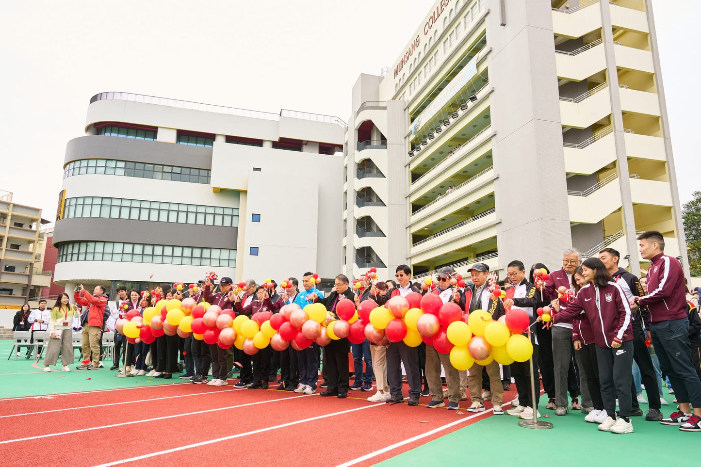開幕典禮吉波波氣球Opening Popping Balloon Garland
