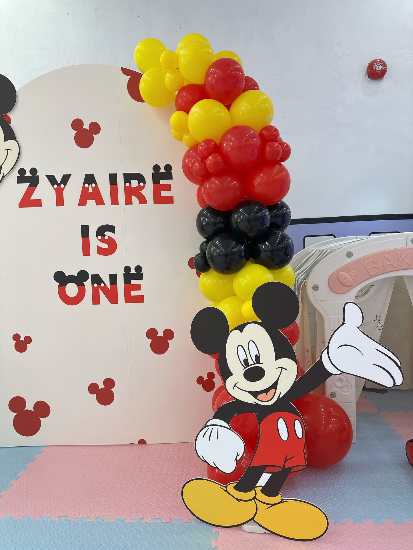 米奇生日氣球佈置Mickey Birthday Balloon Deco