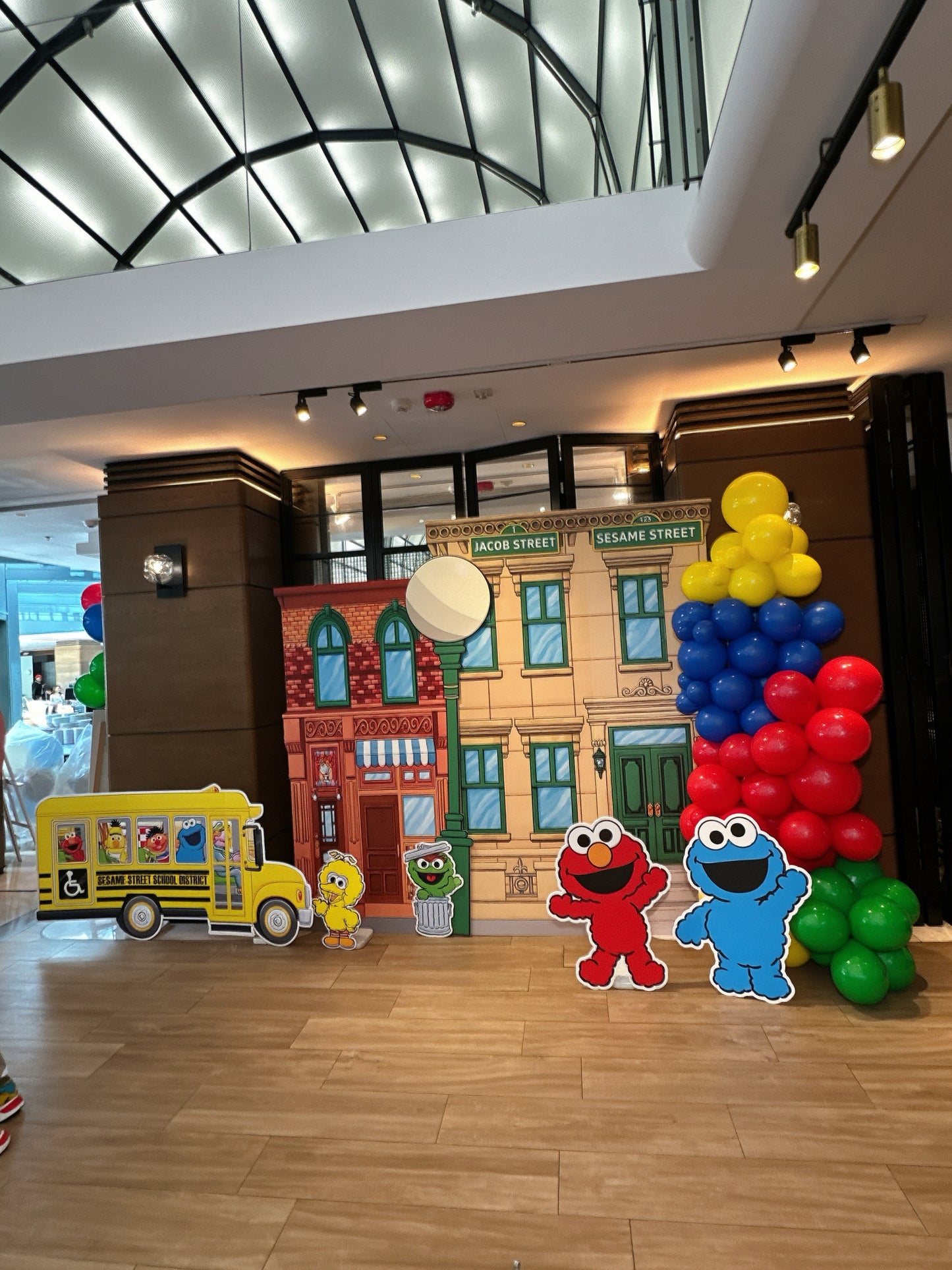 芝麻街百日宴氣球佈置Sesame Street 100 Days balloon deco