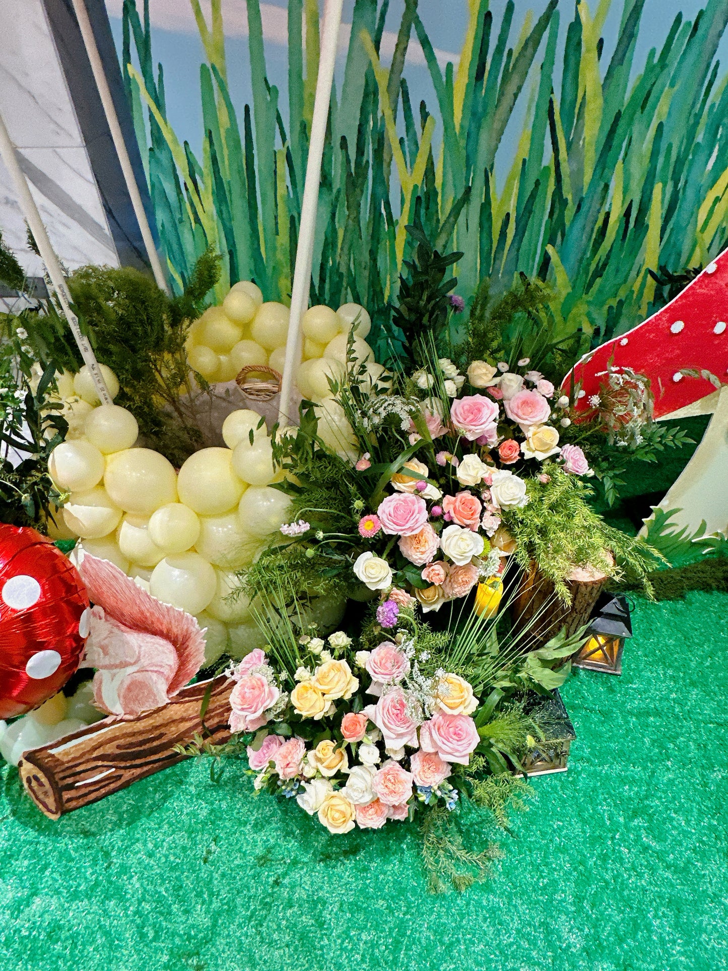 蘑菇森林主題鮮花氣球佈置Flower Balloon Decoration